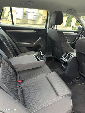 Skoda Superb 2.0 TDI Ambition DSG - 3