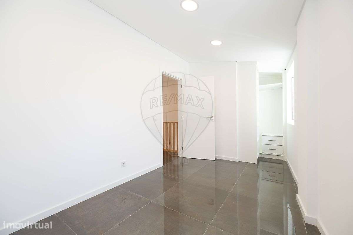 Moradia T2 para venda-13