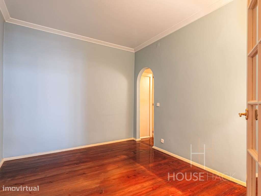 Apartamento T3 com logradouro na Rua de São Bento-7