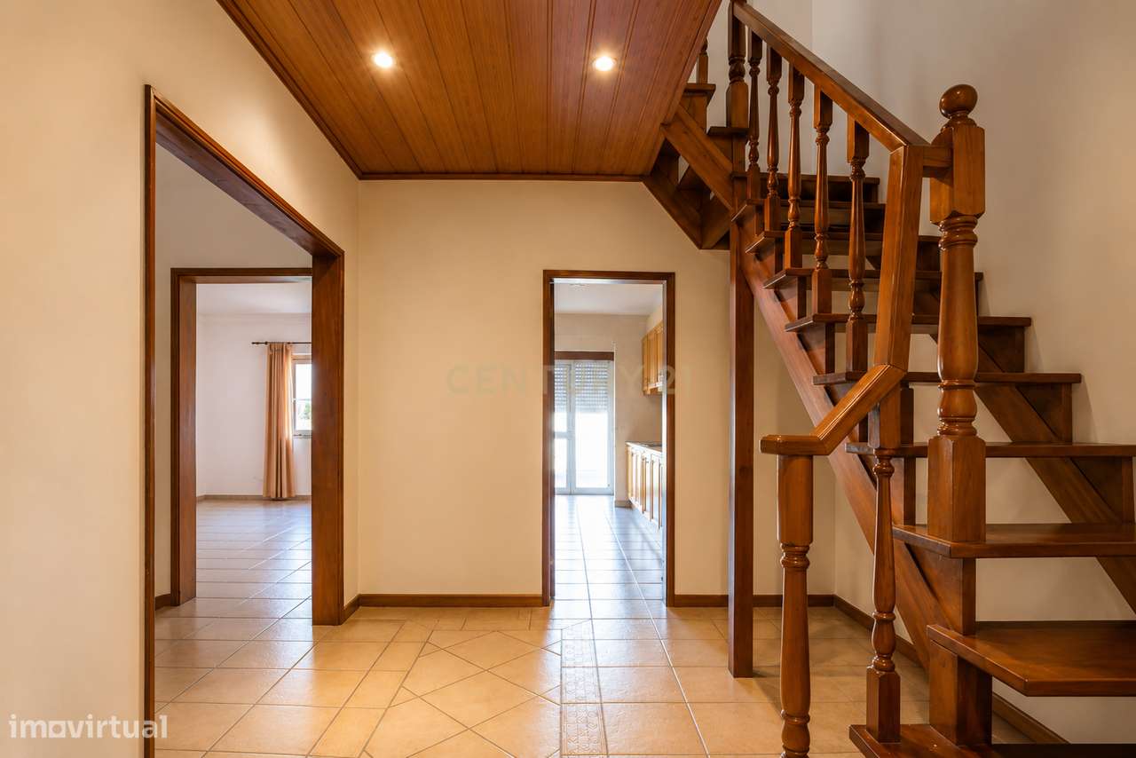 T5 ou T2+3 Duplex: Habitação Própria ou Investimento-5