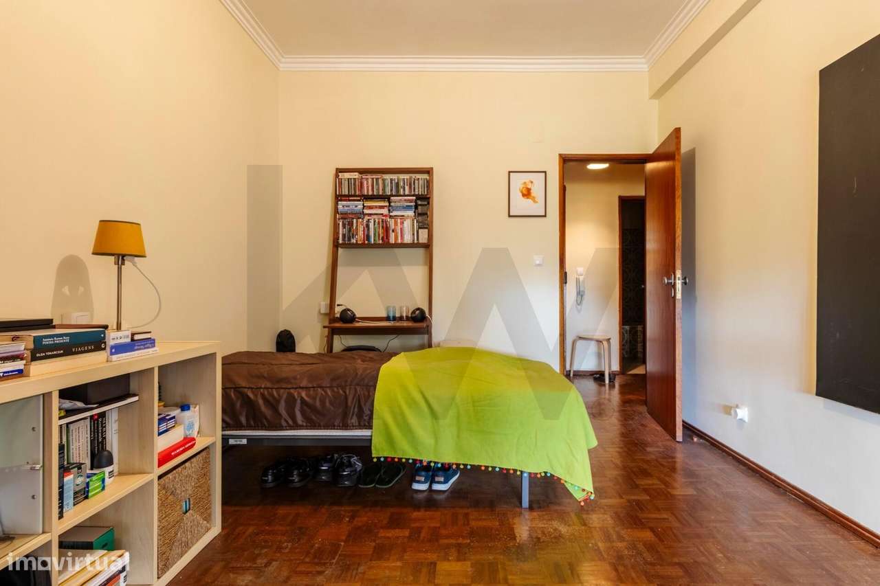 T1 para Venda em Rio de Mouro | Próximo da Estação e Serviços-17