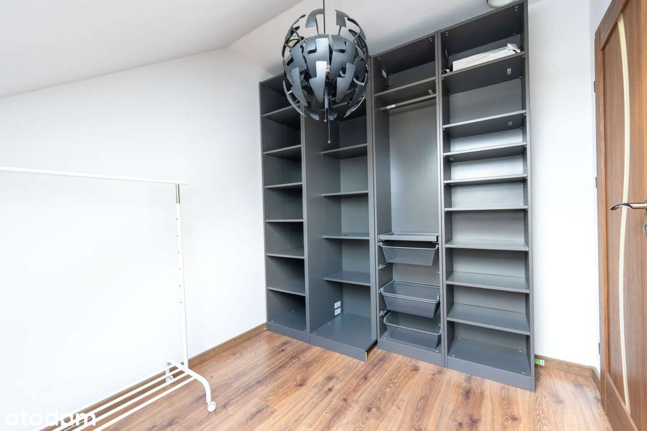 137 m² przestrzeni i komfortu – dwupoziomowe mieszkanie z balkonami-16