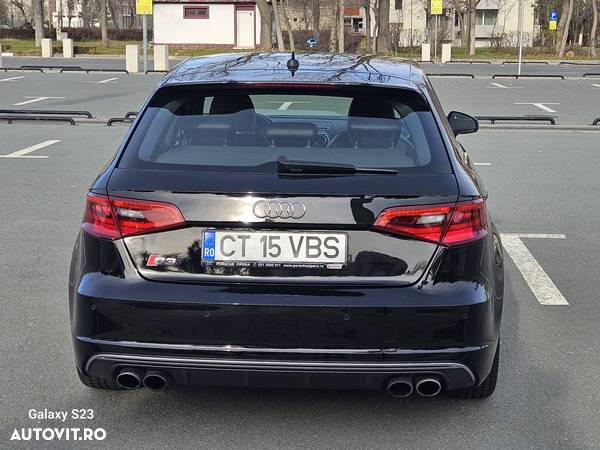 Audi S3 2.0 TFSI quattro Stronic - 4