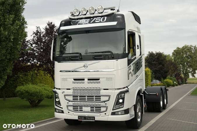 Volvo FH750 ///* 2017 */// 6X4 PODWOZIE /// RETARDER /// FULL WERSJA - 9