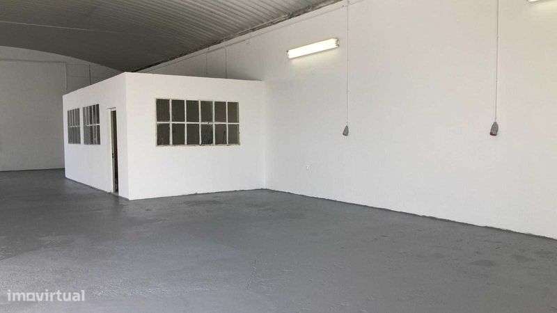 Arrenda-se Armazem com 200m2, em Benavente - Grande imagem: 5/12