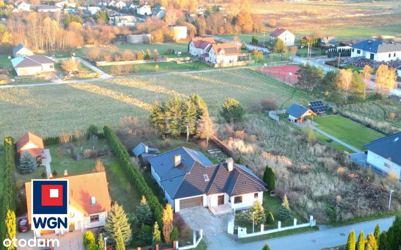 Dom, 304 m², Dyminy-3