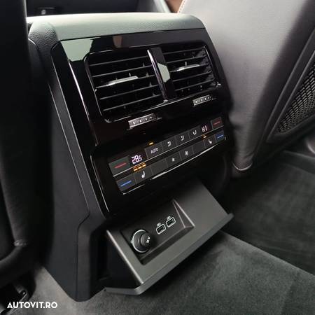 Volkswagen Touareg 3.0 V6 TDI 4Motion DPF Automatik Atmosphere - 29