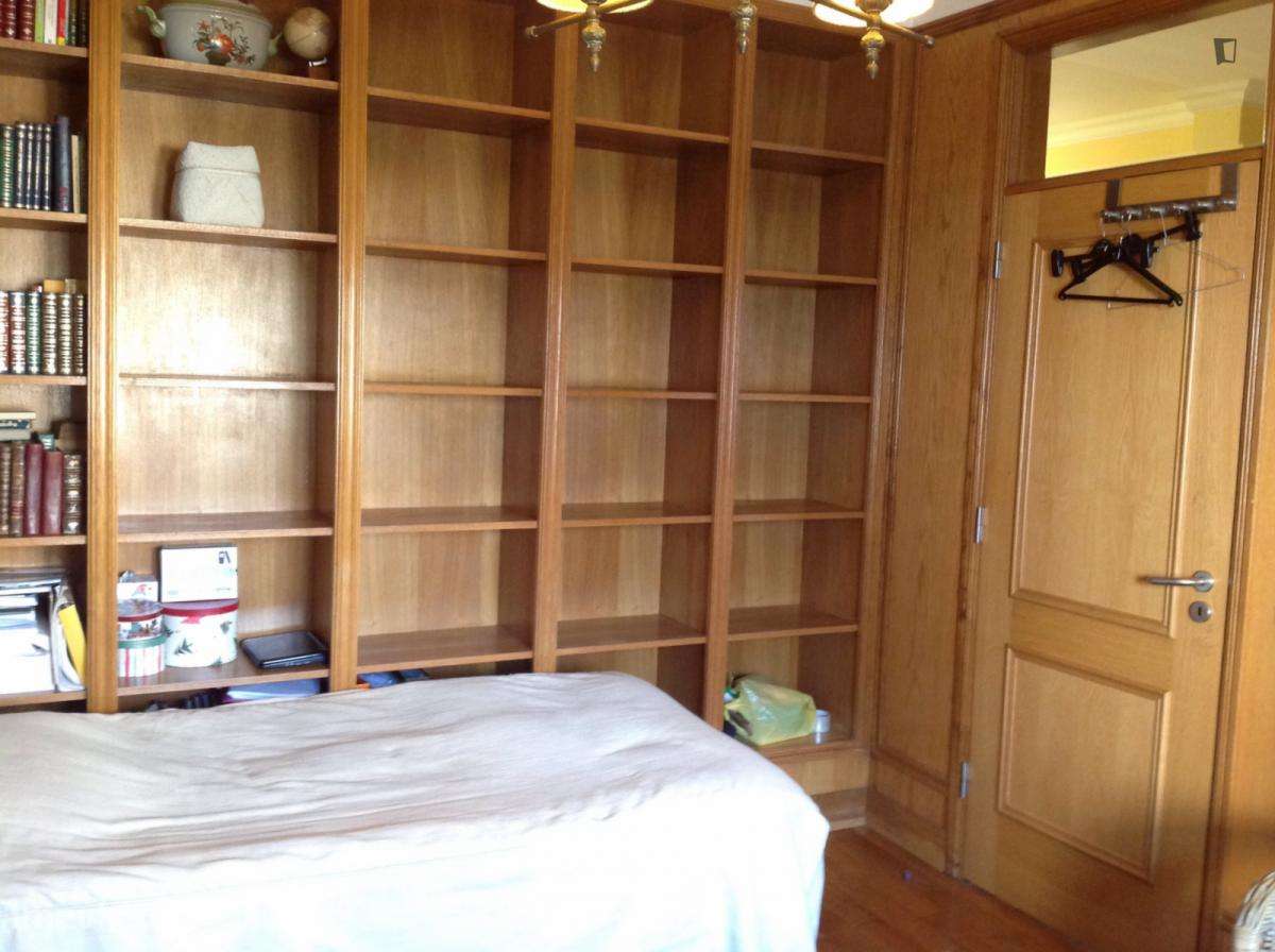 Quarto - localizado em Alvalade Lisbon - Grande imagem: 4/14