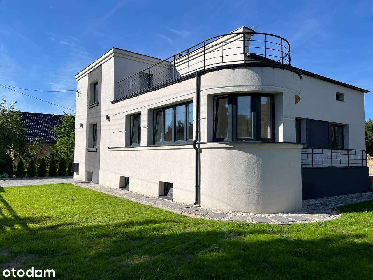 Willa modernistyczna. Basen. Duża działka. Nowa Gdynia. LAS. Zamiana.