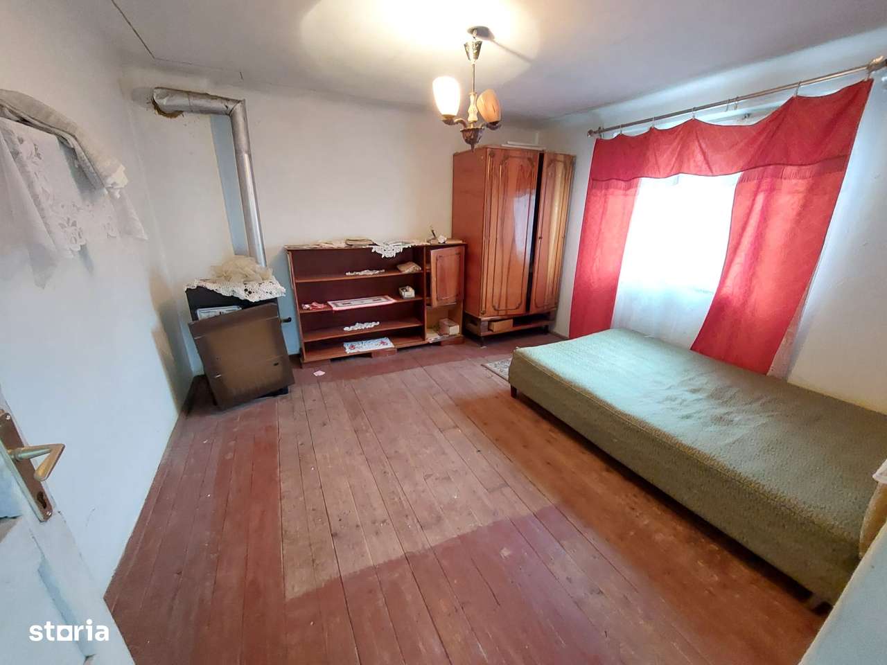 COMISION 0, Casa renovabila 7 camere, 148mp, Targoviste, Priseaca-4