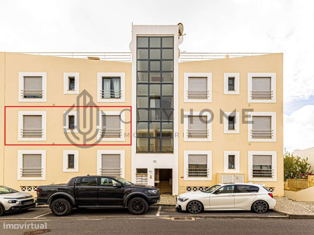 Apartamento T2 com garagem e vista mar a 400m da praia-20