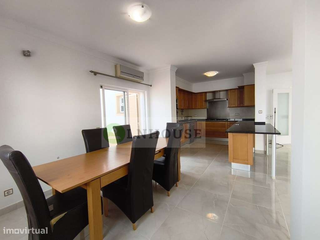 Moradia T4 com piscina e garagem - Castro Marim-17