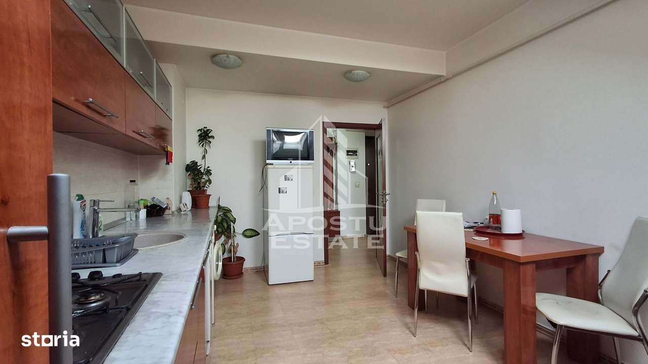 Apartament 2 camere decomandat la mansarda - Imagine principală: 4/12