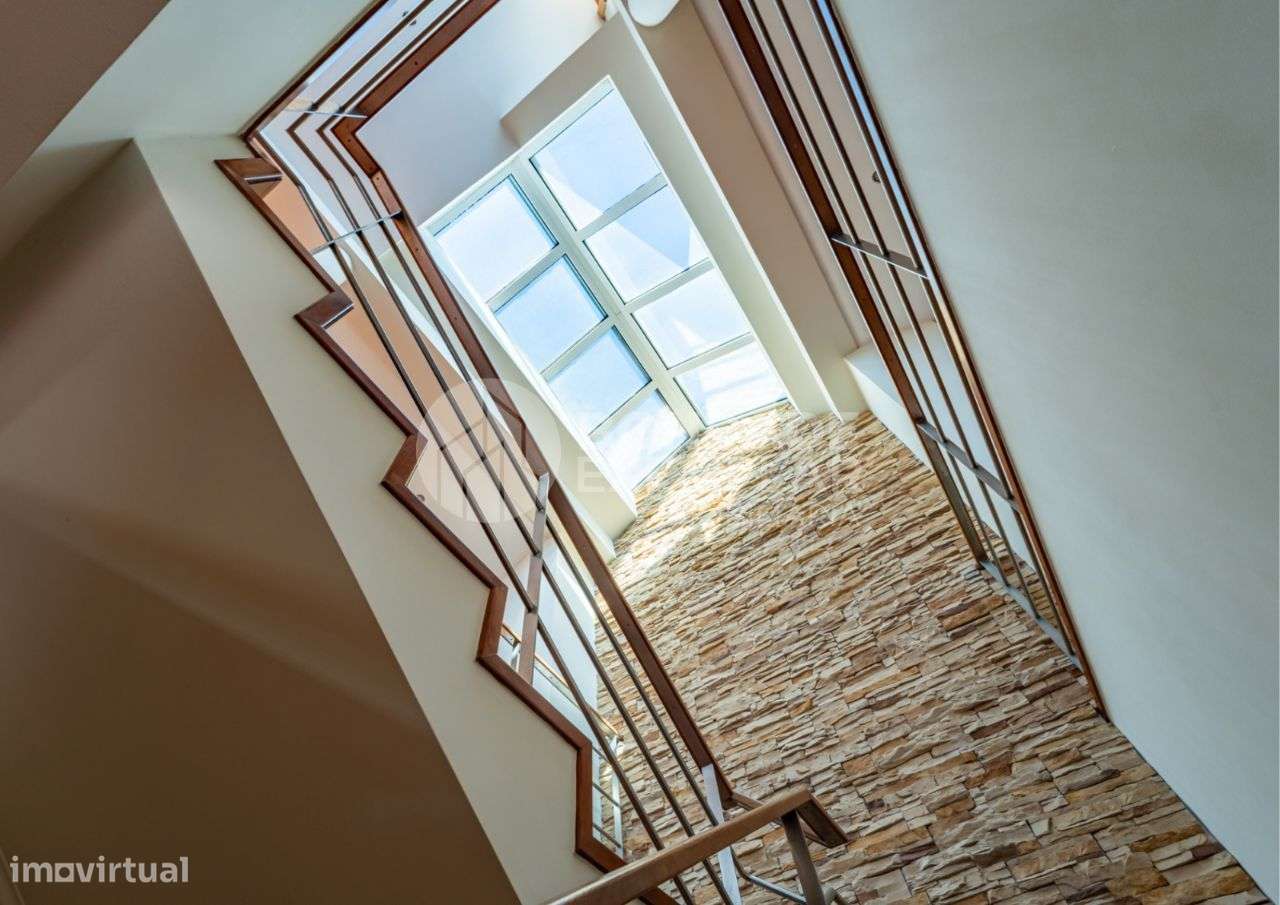 Excelente Moradia V4 - Quinta de Lousã - Valongo-24