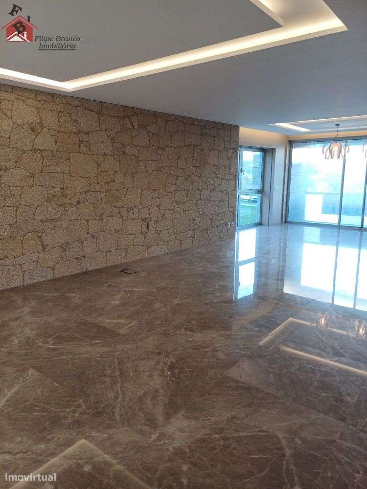 T4 Luxo a 450m da praia Vila do Conde - Grande imagem: 5/25