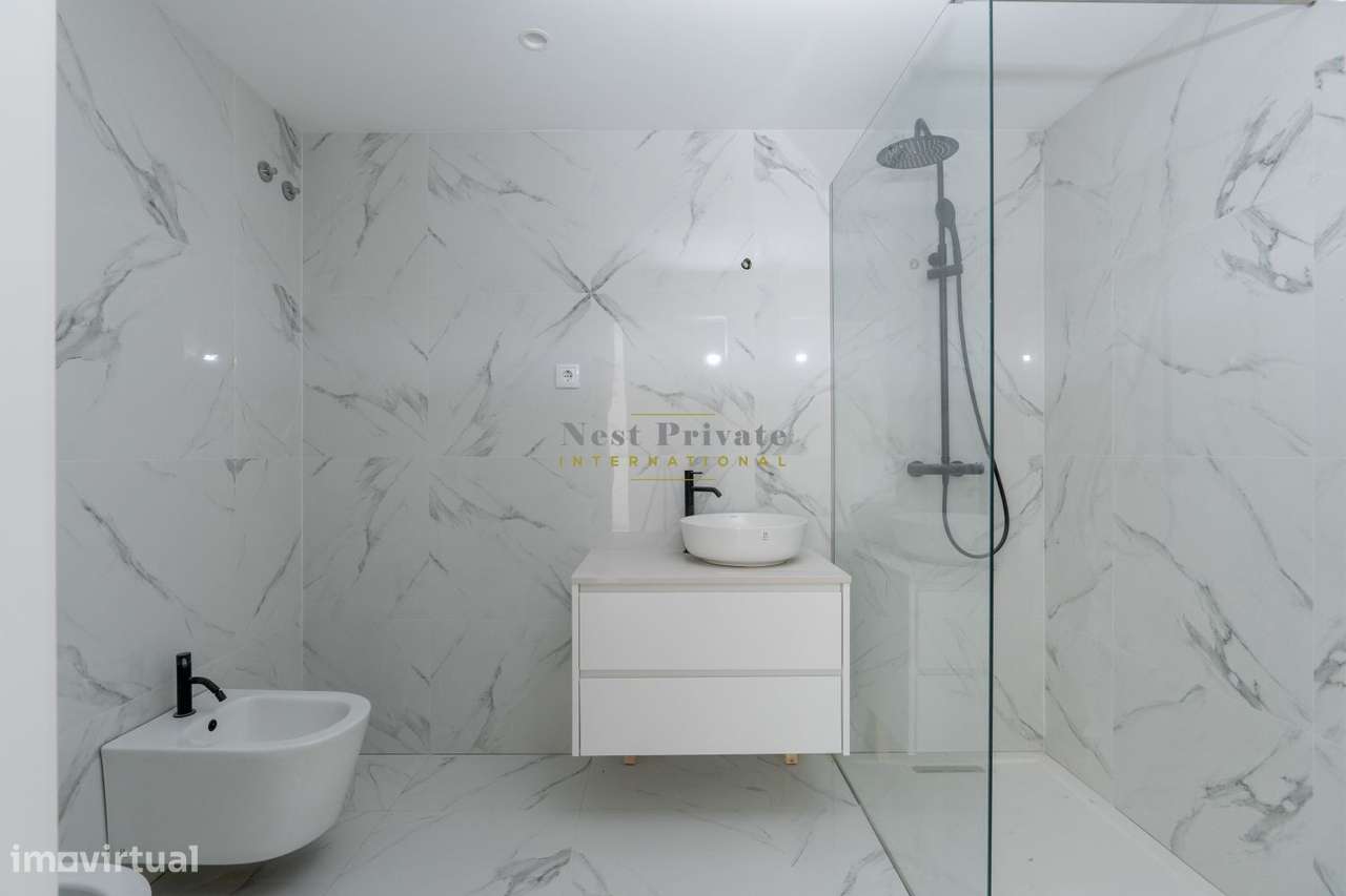 Apartamento T5 Duplex Antas-12