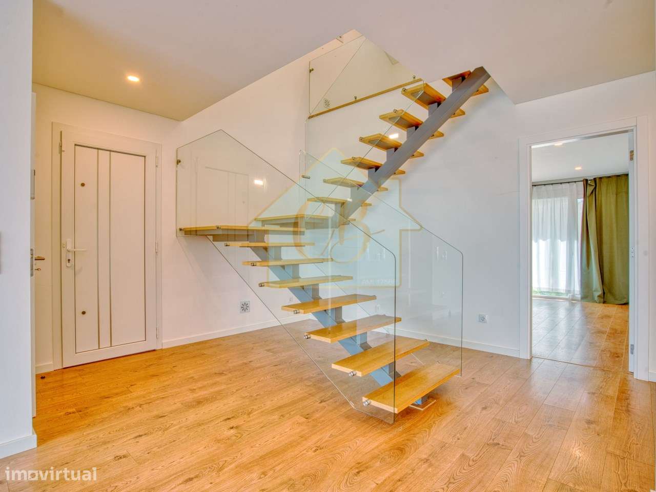 Moradia T4 no Varatojo – Torres Vedras | Terraço panorâmico e garagem-23