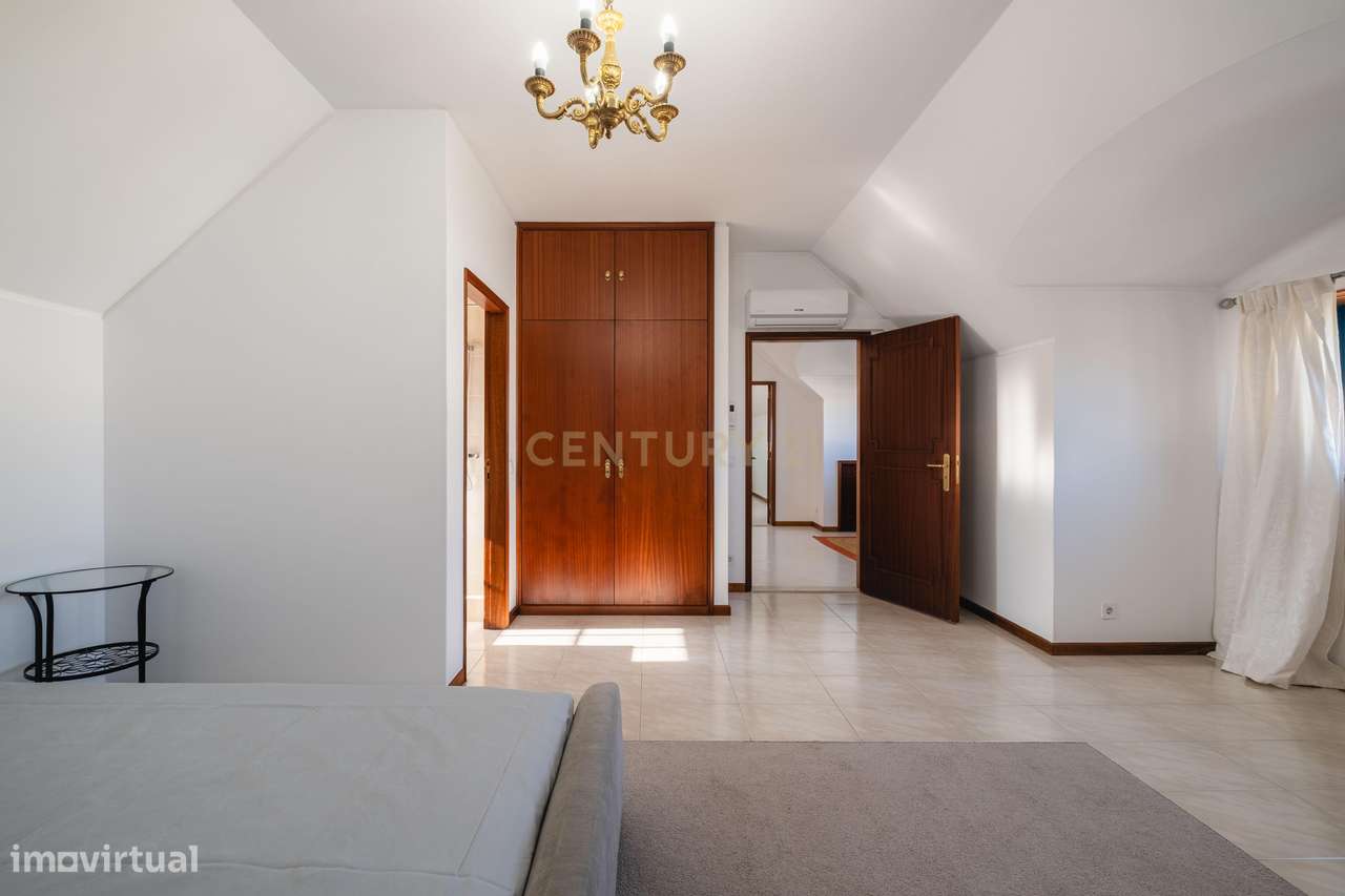 MORADIA T3 A 800M DA PRAIA DE SALGUEIROS | CANIDELO-47