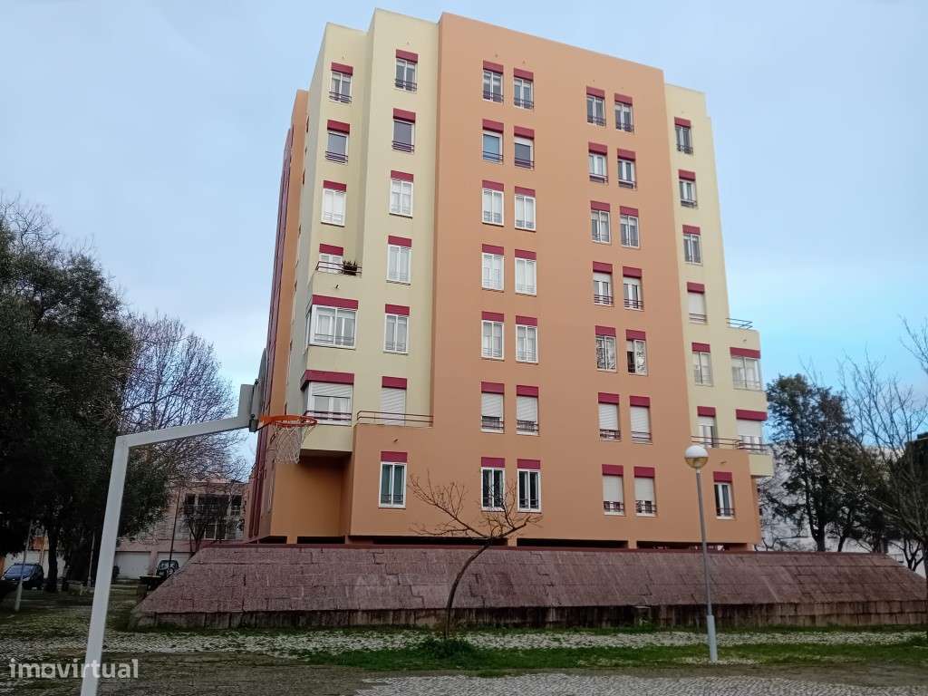 Apartamento T3 em Telheiras, Lumiar-0