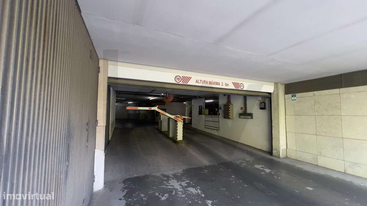 Lugar de Estacionamento para Arrendamento – Rua do Quelhas, 8 (Piso -3 - Grande imagem: 5/12