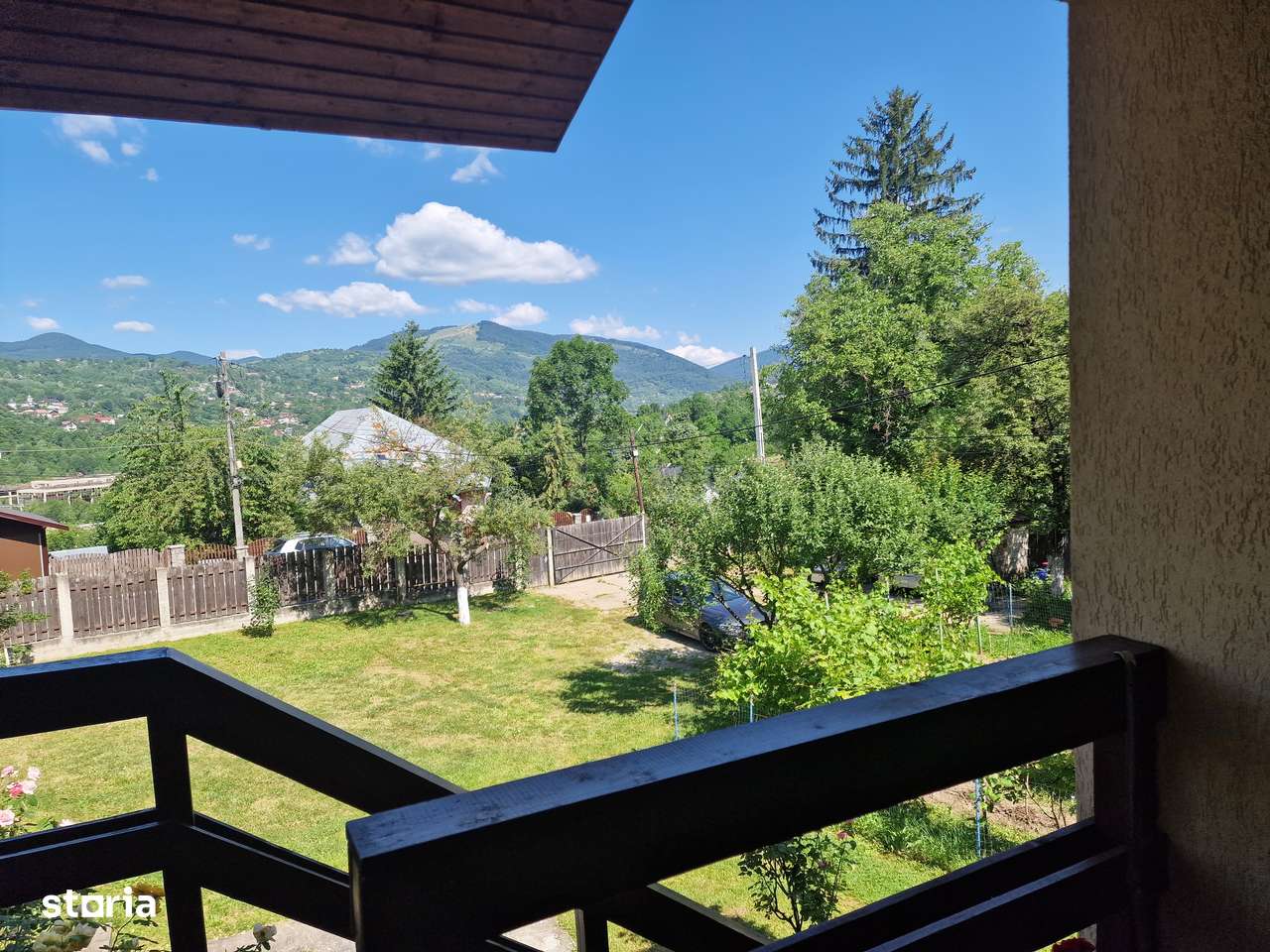 Casa+2400 mp teren+casa oaspeți in Comarnic priveliște frumoasa-9