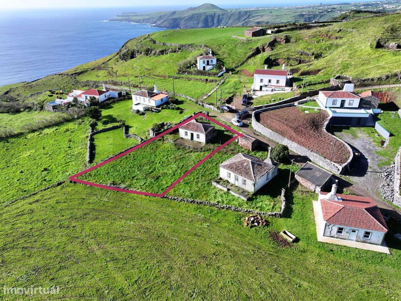 Moradia T1 - Santo Espírito - Grande imagem: 2/10