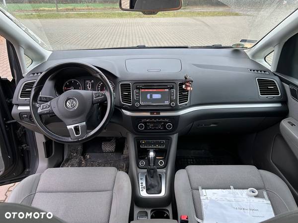 Volkswagen Sharan 2.0 TDI Comfortline DSG - 8