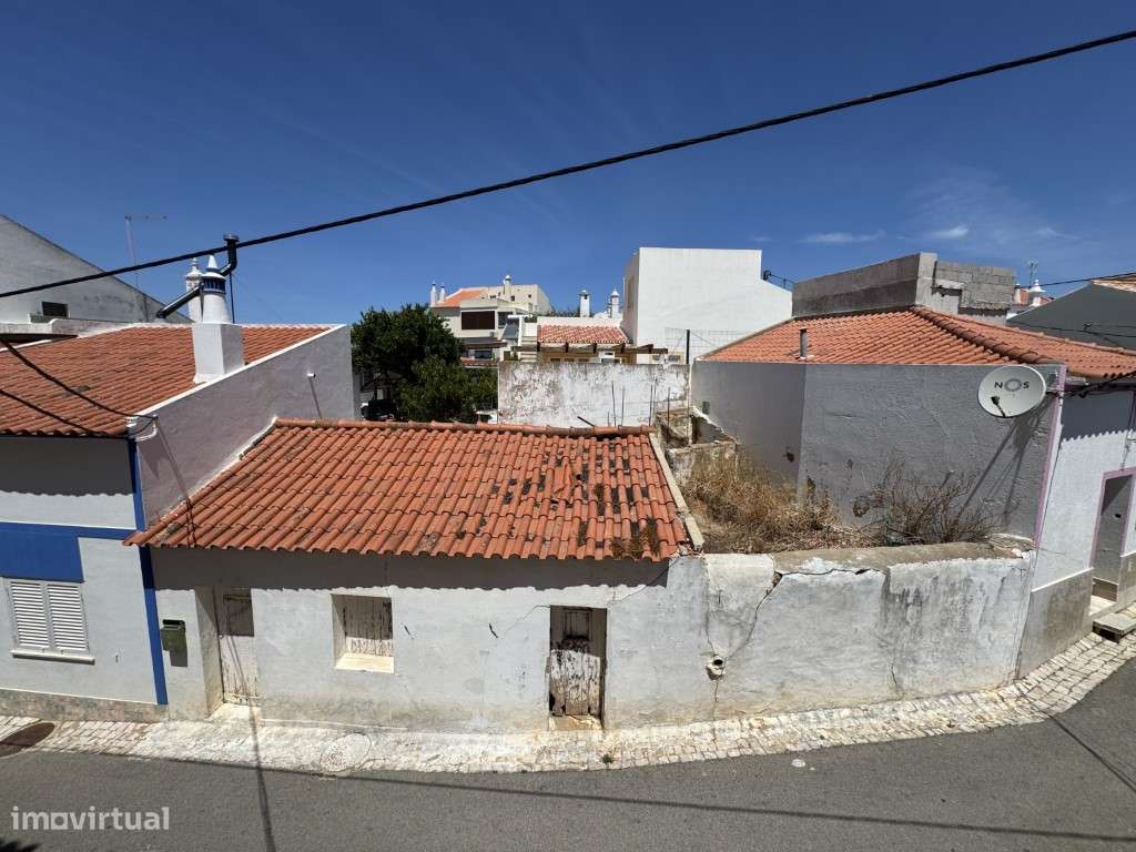 Moradia em banda à venda na Rua da Capelinha-36