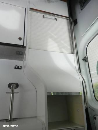 Mercedes-Benz sprinter - 34