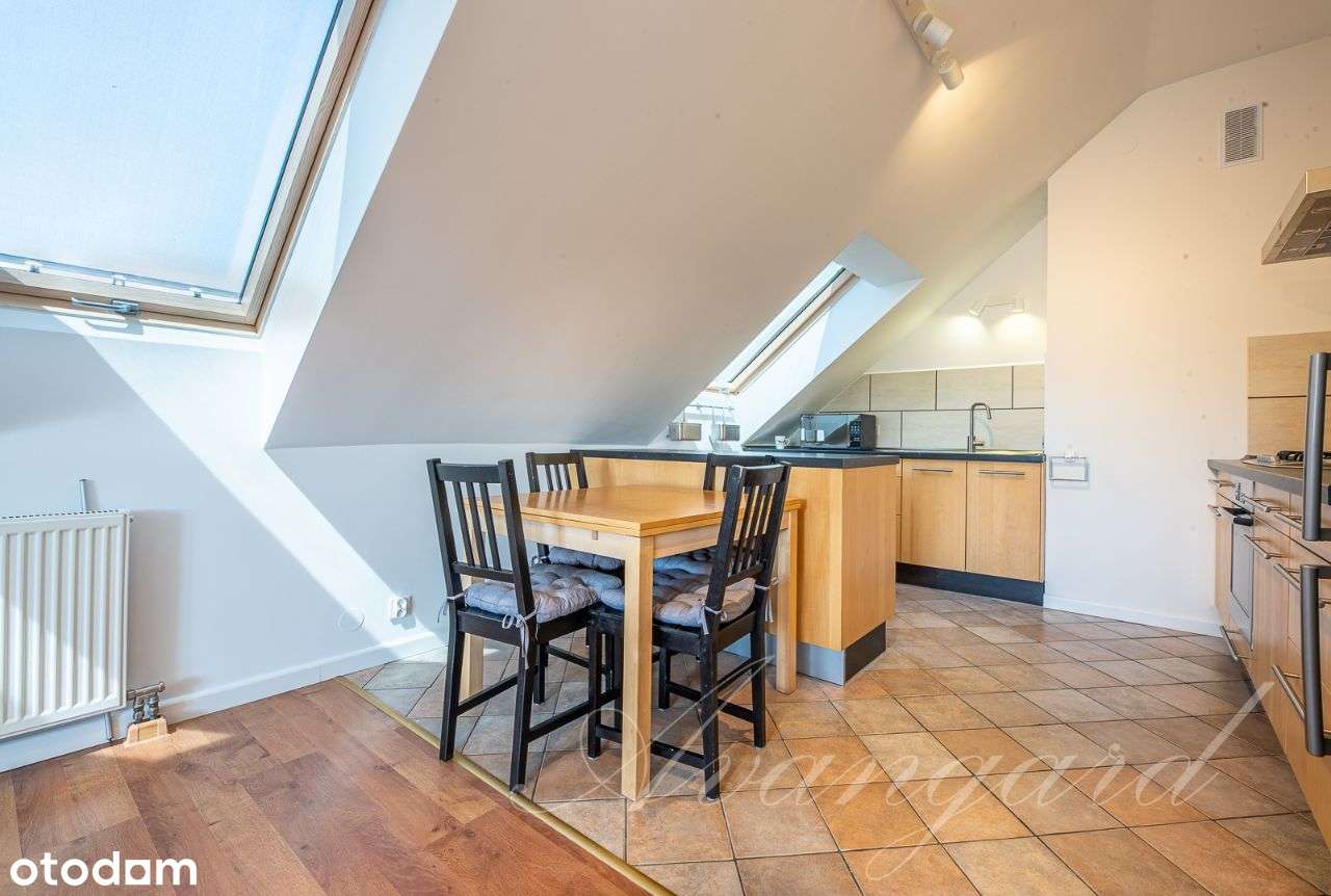 Klimatyczne 3 pok. na poddaszu. Umeblowane. - Pełny obrazek: 2/20