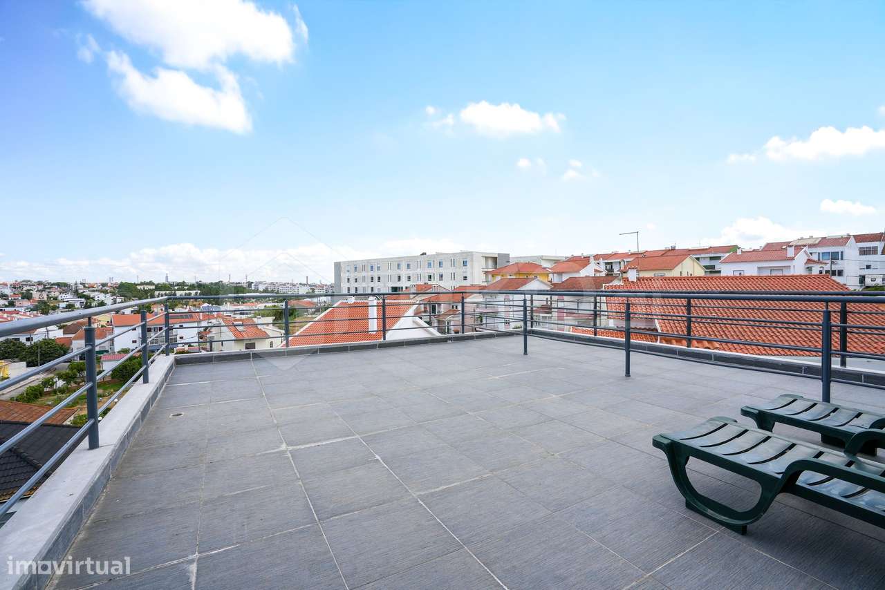 MORADIA T3 COM PISCINA, CONSTRUÇÃO ANTISSÍSMICA, ISOLAMENTO PREMIUM E-17