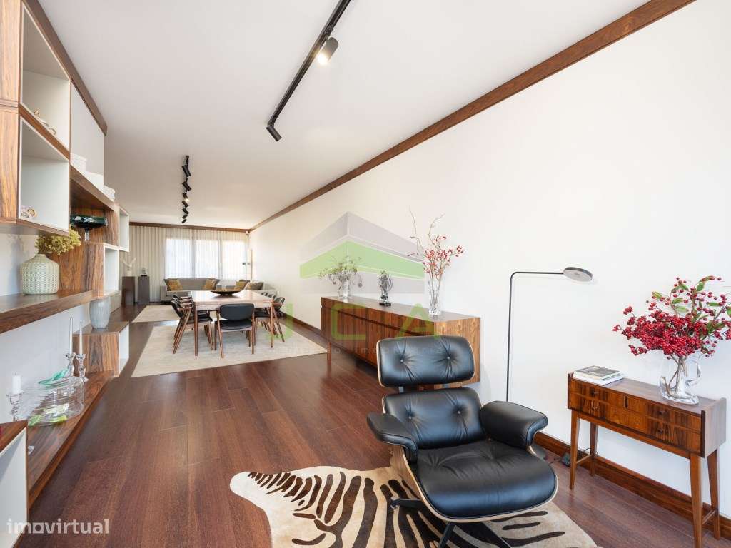 Excelente apartamento T4 com terraço e piscina-2