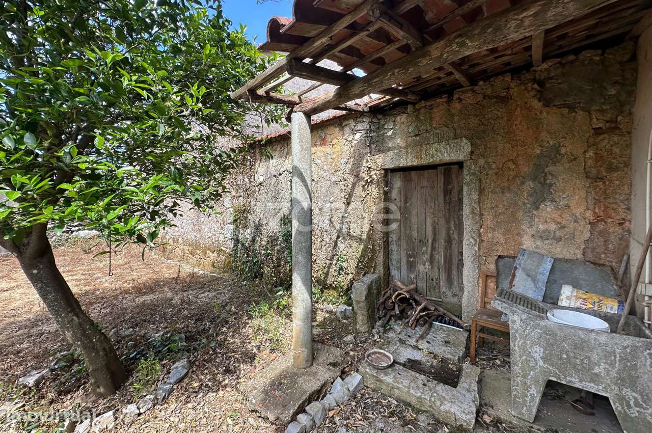 Moradia T3 em Lagarteira - Ansião por 54.500€-0