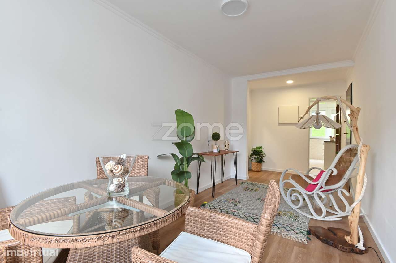 Apartamento T2 remodelado - Charquinho - Benfica - Grande imagem: 3/19