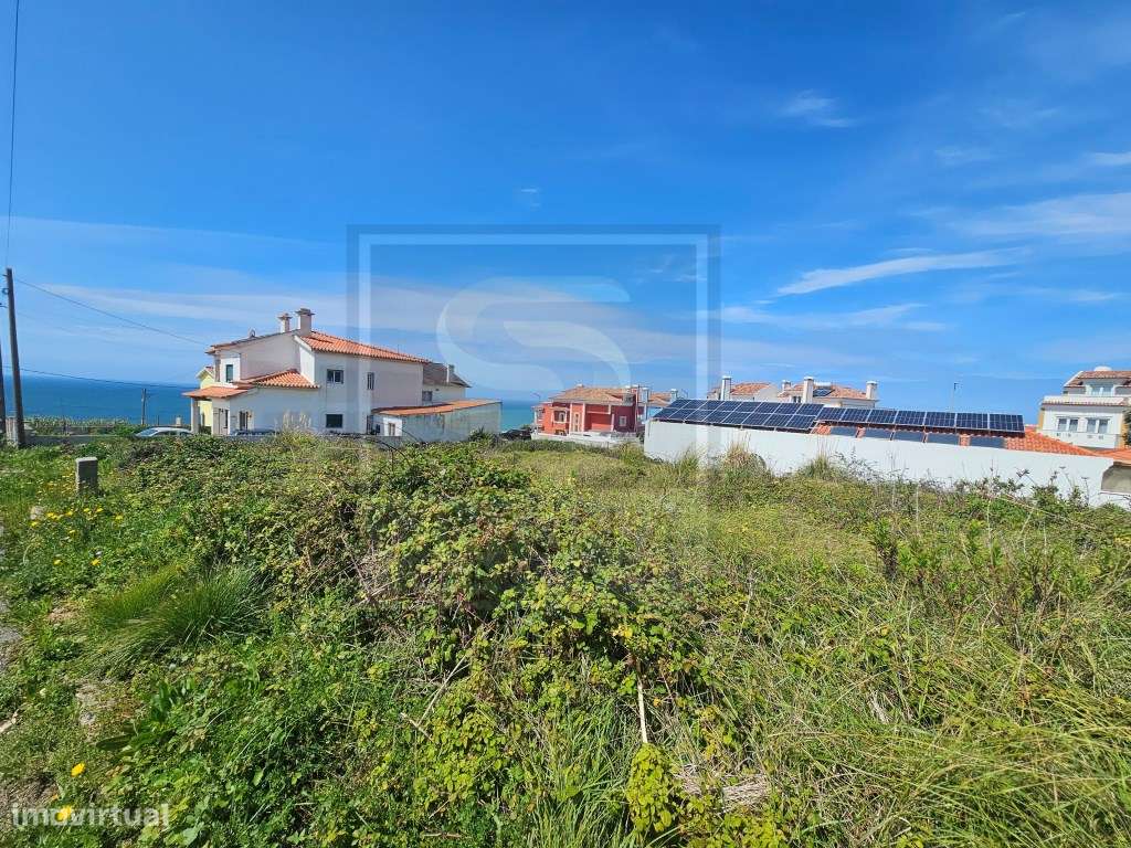 Terreno com Projeto Aprovado - Moradia Contemporânea Isolada com Vi...-10