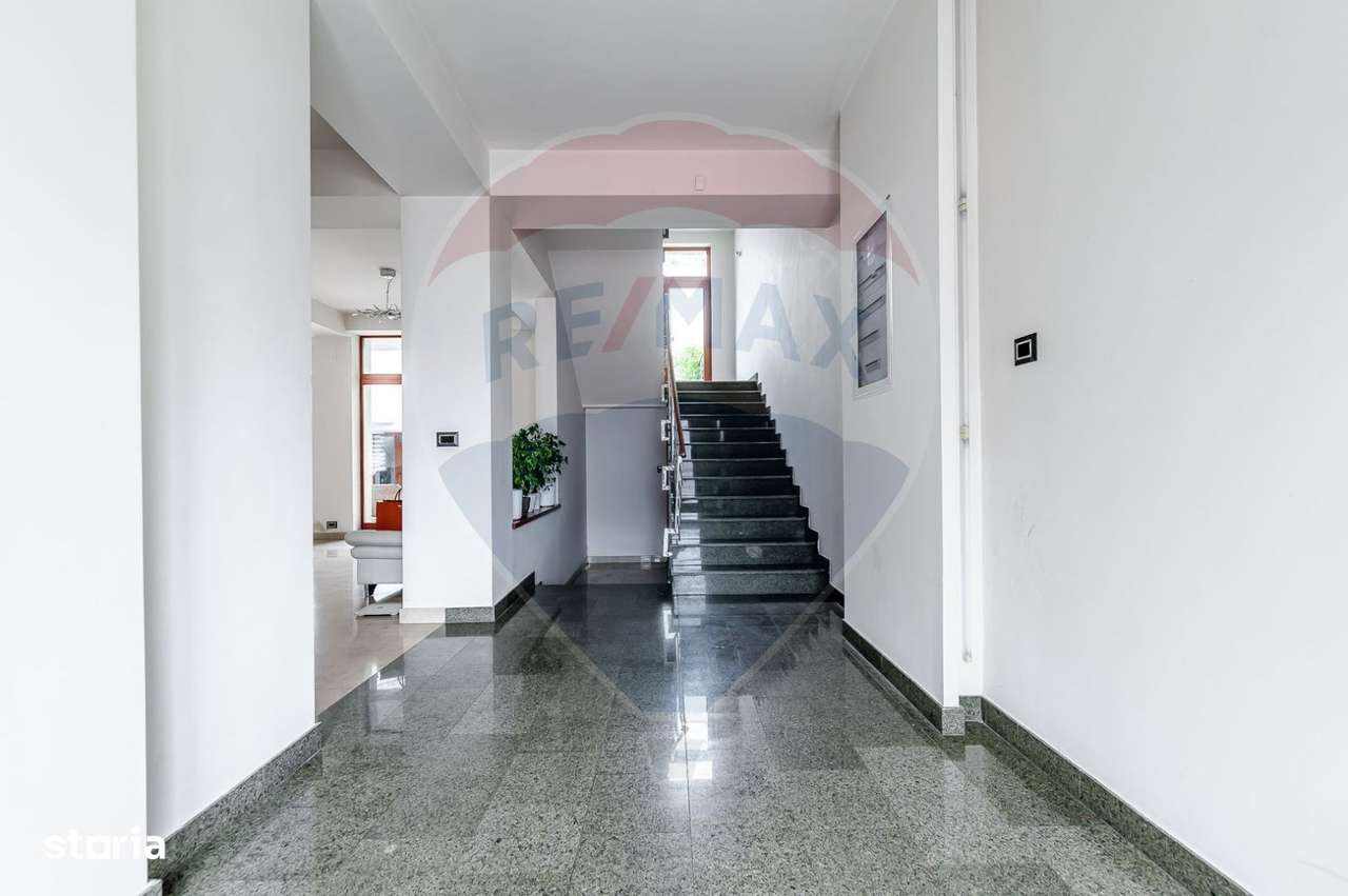 Proprietate speciala 1022 mp utili de vanzare pe Malul Muresului Arad-19