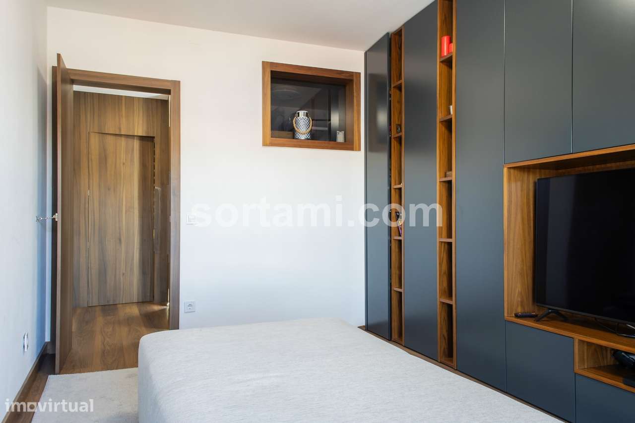 Moradia em Banda T2 Venda em Santa Marinha e São Pedro da Afurada,Vila - Grande imagem: 4/16