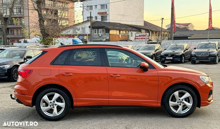 Audi Q3 2.0 TDI S tronic design - 10