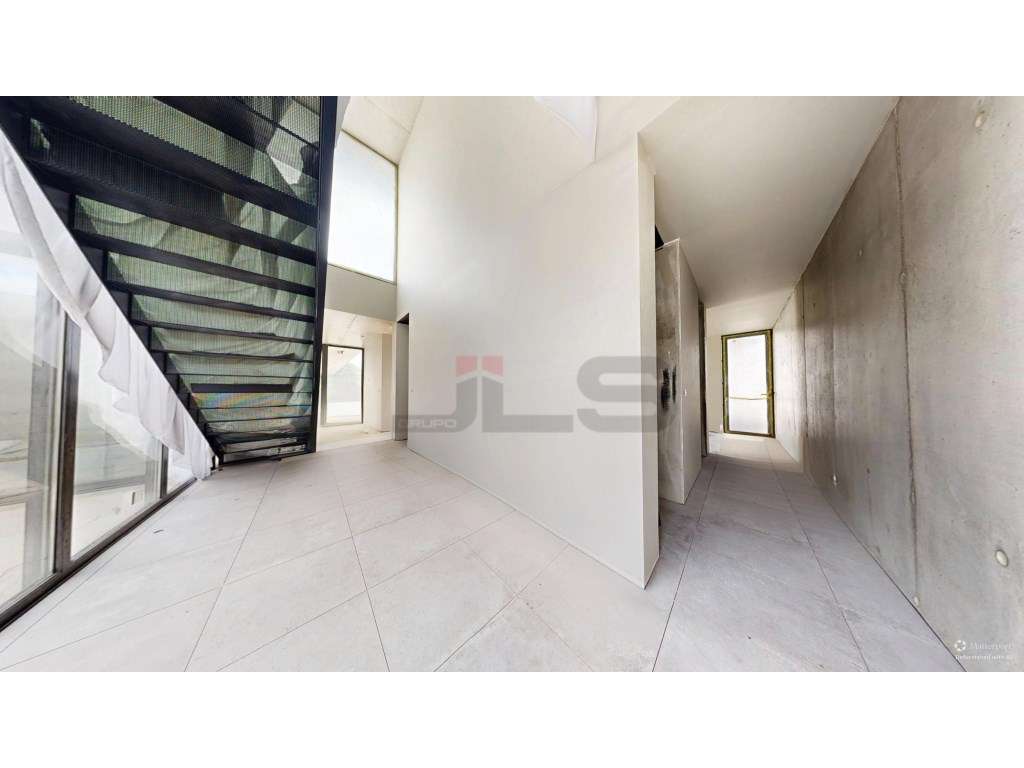 Moradia LUXURY em Betão Armado | Piscina Infinita | Vista Mar | Pon...-5