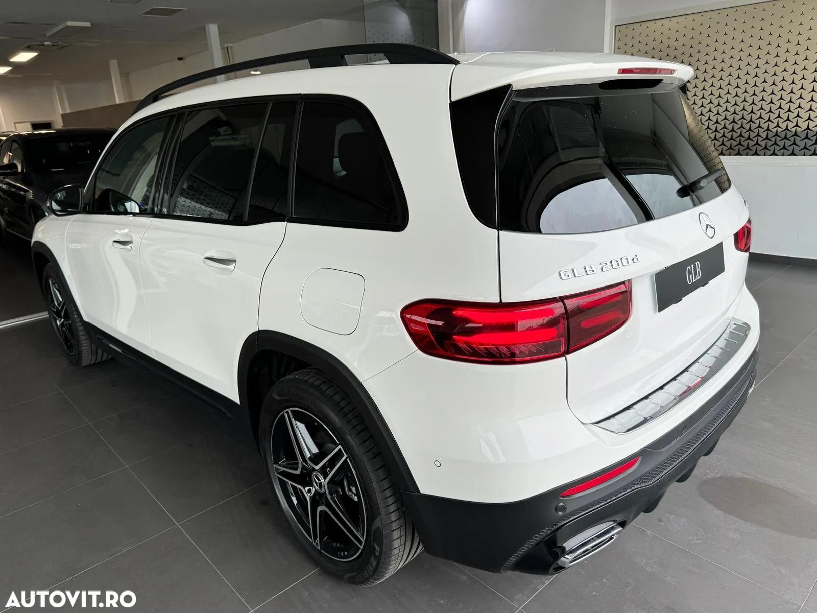 Mercedes-Benz GLB 200 d 4Matic 8G-DCT AMG Line Advanced - 9