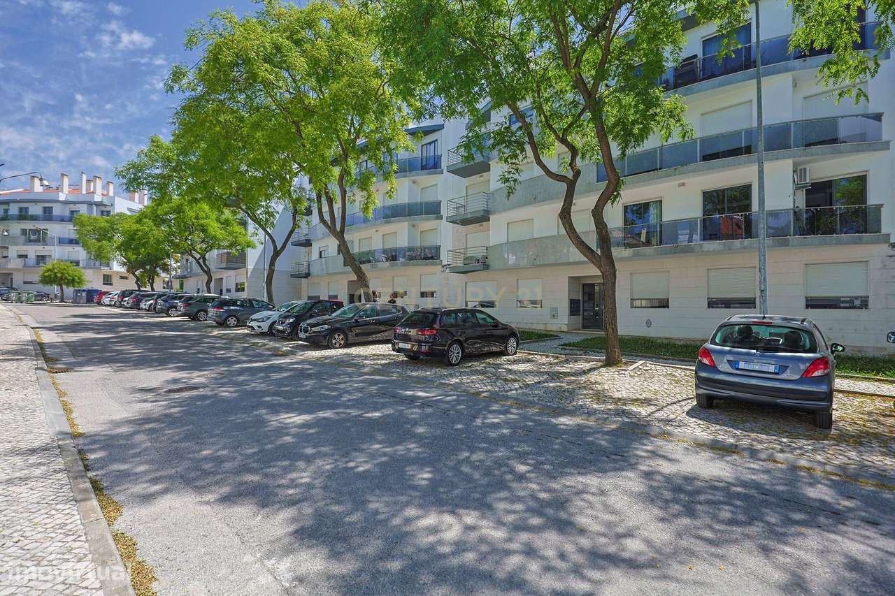 Apartamento T2, com Lugar de Parqueamento e Arrecadação, Quinta de São-28