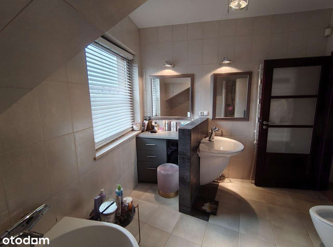 Szeregówka blisko centrum-14