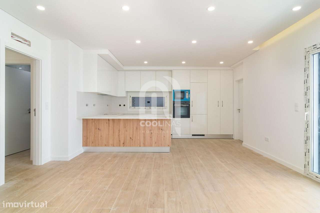 Fantástica Moradia Térrea T3+1 com Piscina de água salgada e aquecida-7