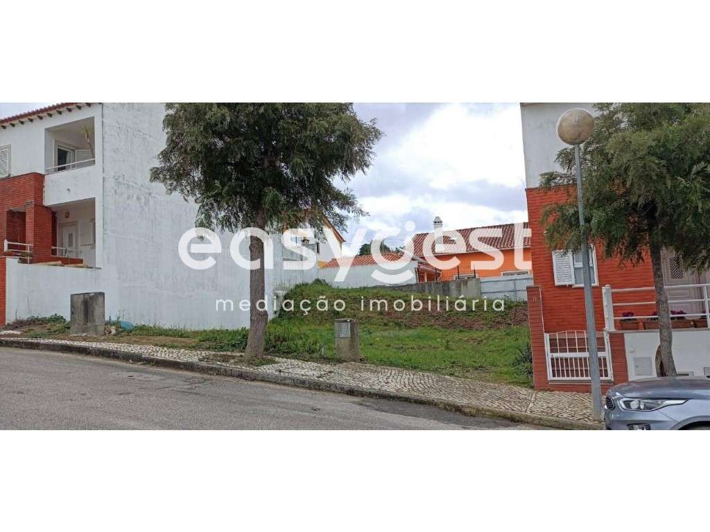Lote de Terreno com 140 m2 localizado entre o campo e a cidade - Grande imagem: 4/18