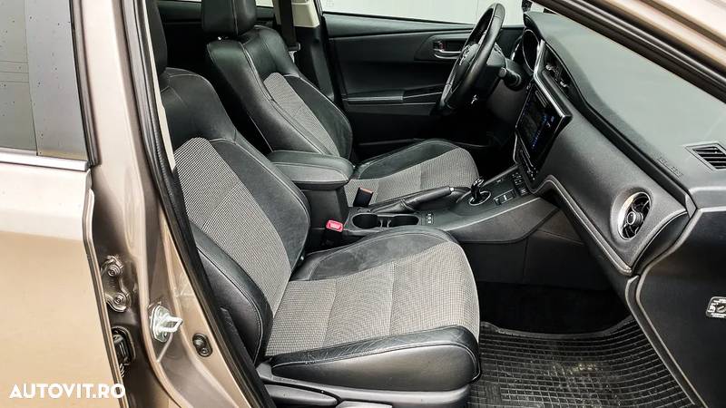 Toyota Auris 1.8 VVT-i Hybrid Automatik Touring Sports Life Plus - 3