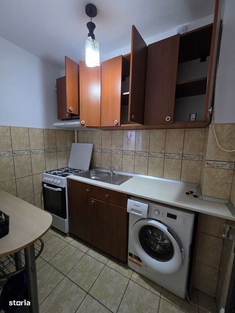 Titan, Policlinica, 10 minute metrou, Prisaca Dornei, bloc reabilitat-10