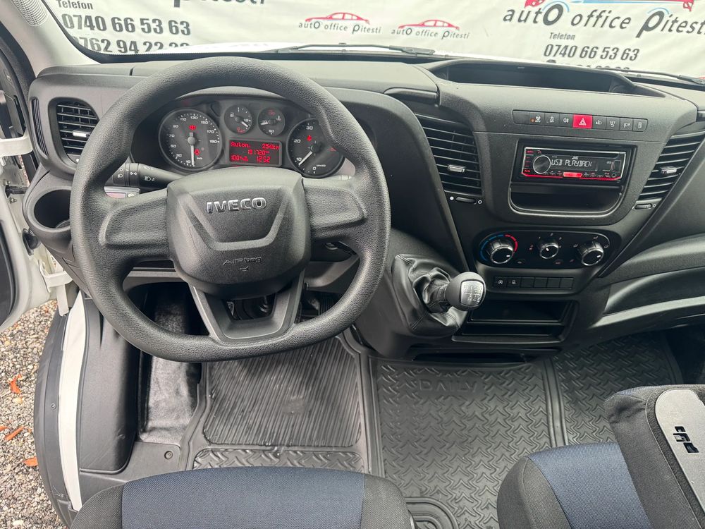 Iveco 35S14V 4X2 12 MC Diesel 136CP 2021 Foto 10