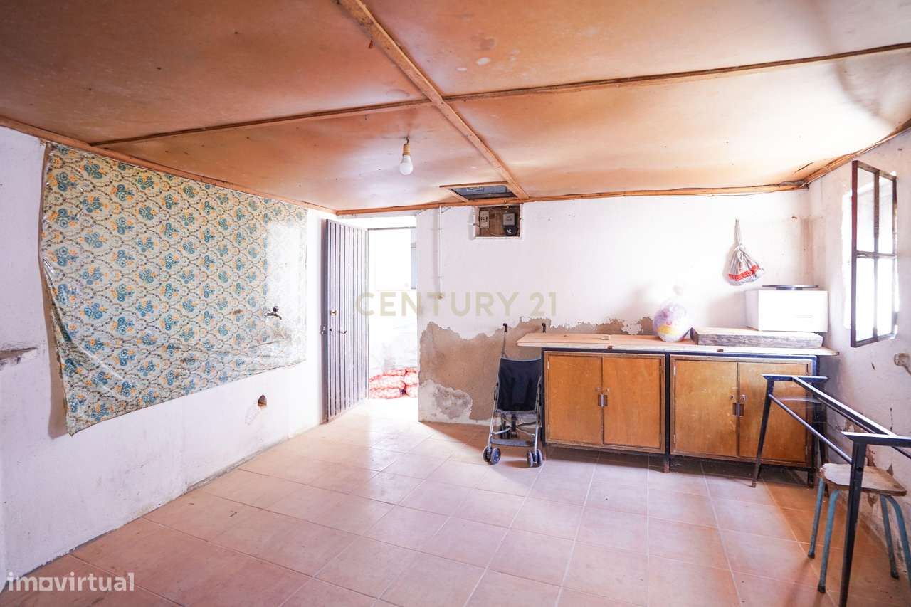 Moradia T4 com terreno  e pátio- Vale Marelo, Semide - Grande imagem: 4/12