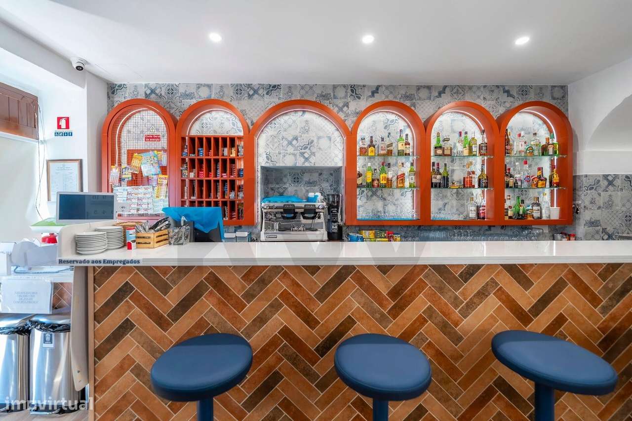 Restaurante frente ao Rio Guadiana, com possibilidade de transformação - Grande imagem: 4/42