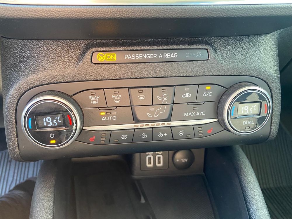 Ford Focus - foto 24